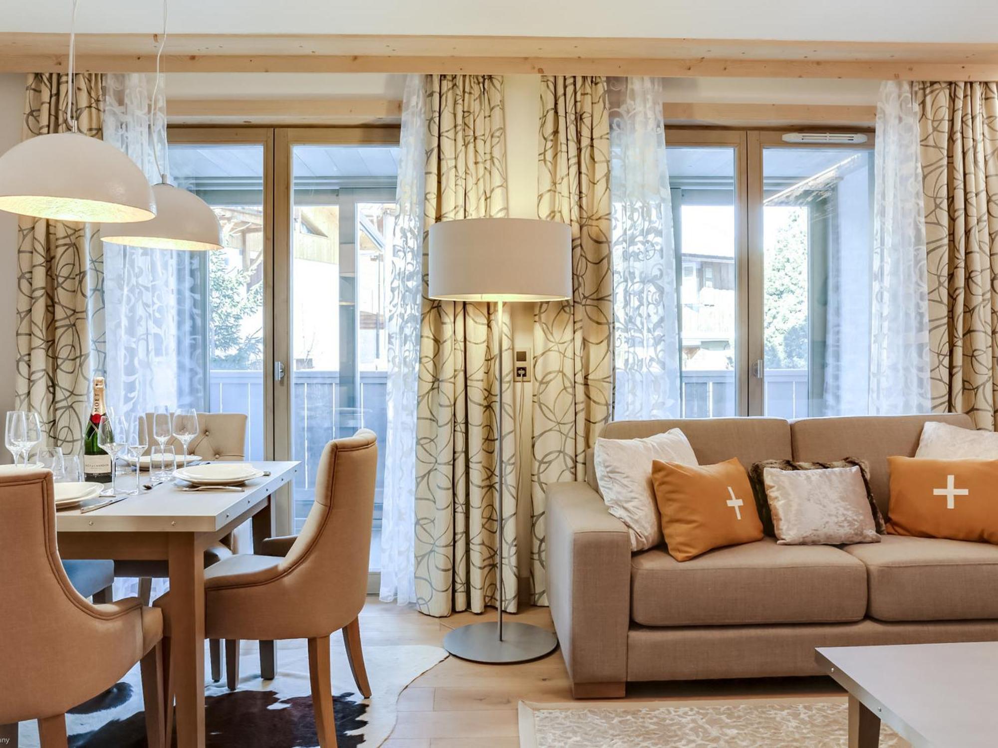 Moderne Avec Wifi Et Parking Sous-terrain A Village - Fr-1-562-28 Apartamento *