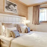 Appartement Moderne Avec Wifi Et Parking Sous-Terrain A Courchevel Village - Fr-1-562-28